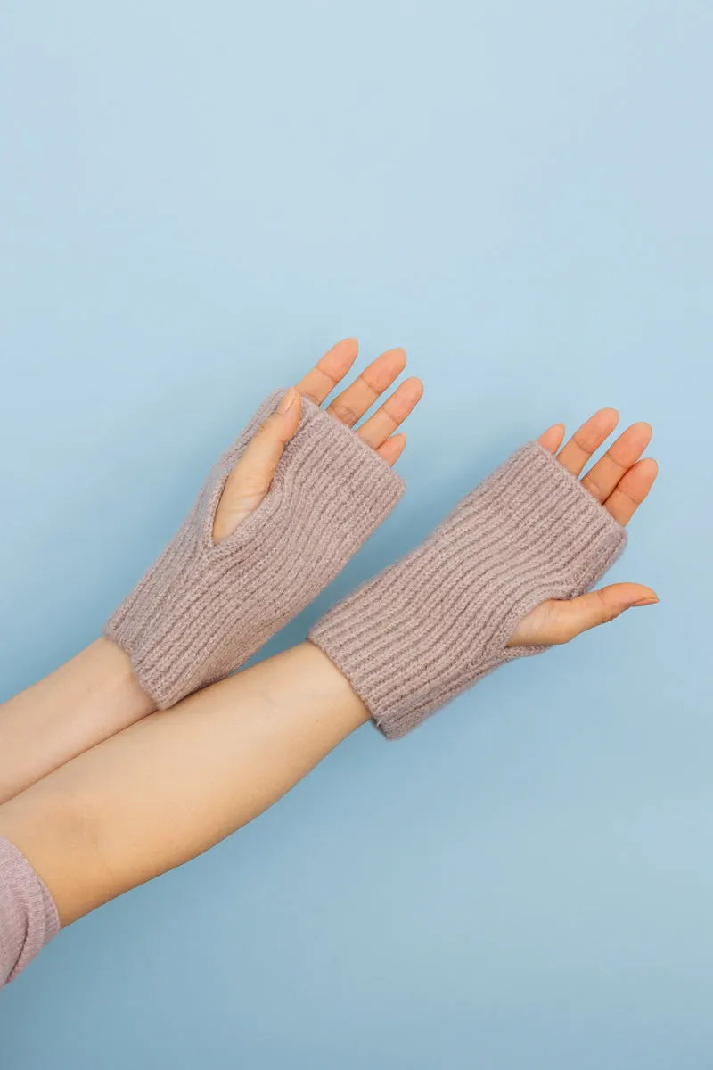 Cozy Knit Wool-Blend Touchscreen Gloves