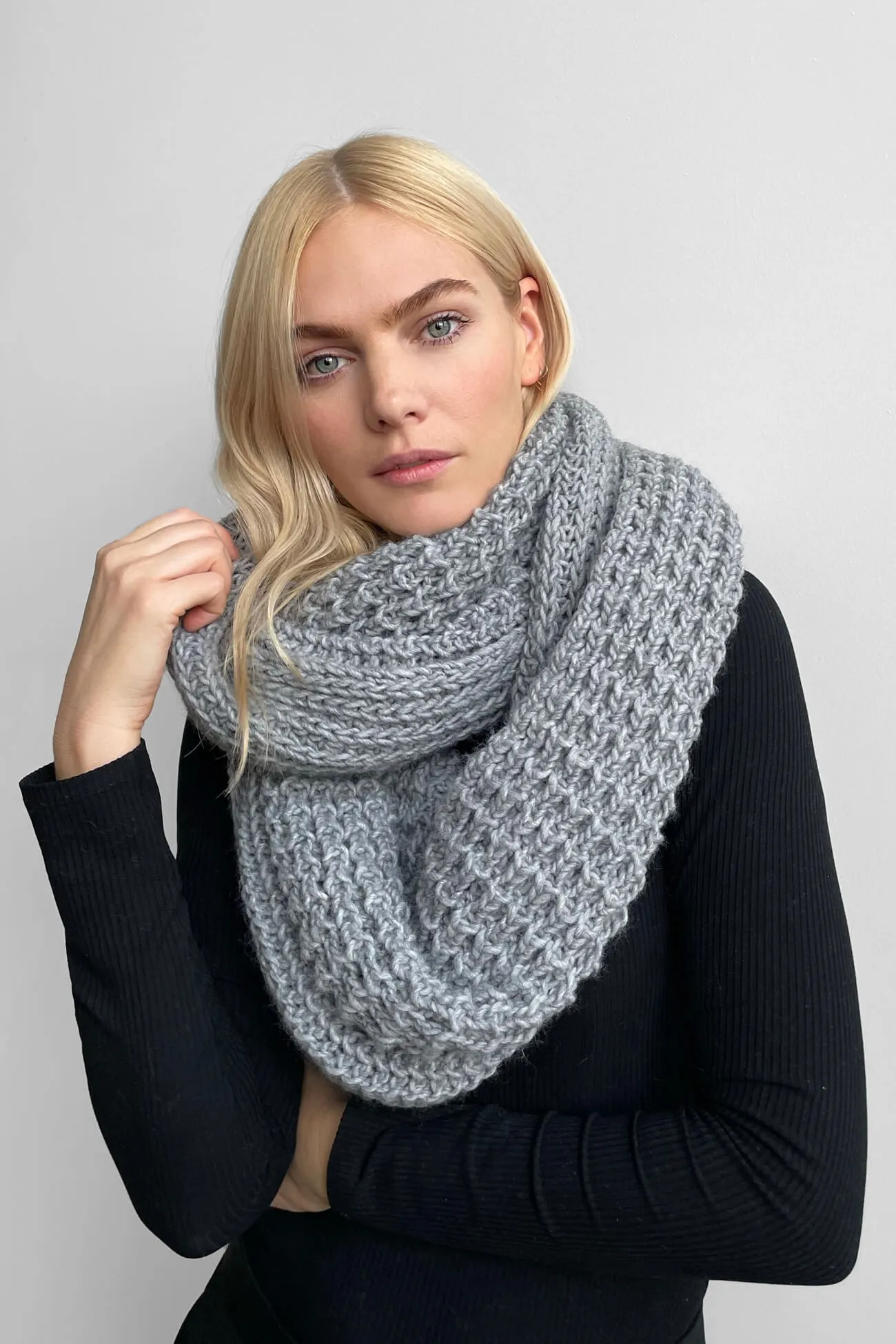 London Infinity Scarf